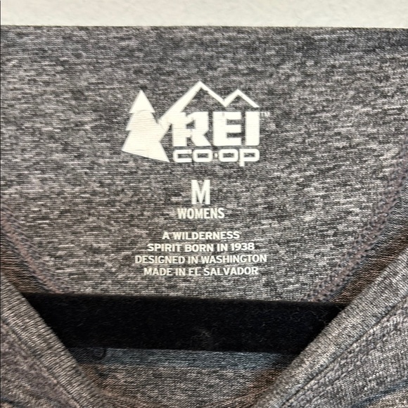 REI Women's Gray Long Sleeve Athletic Top - Medium - Picture 3 of 5